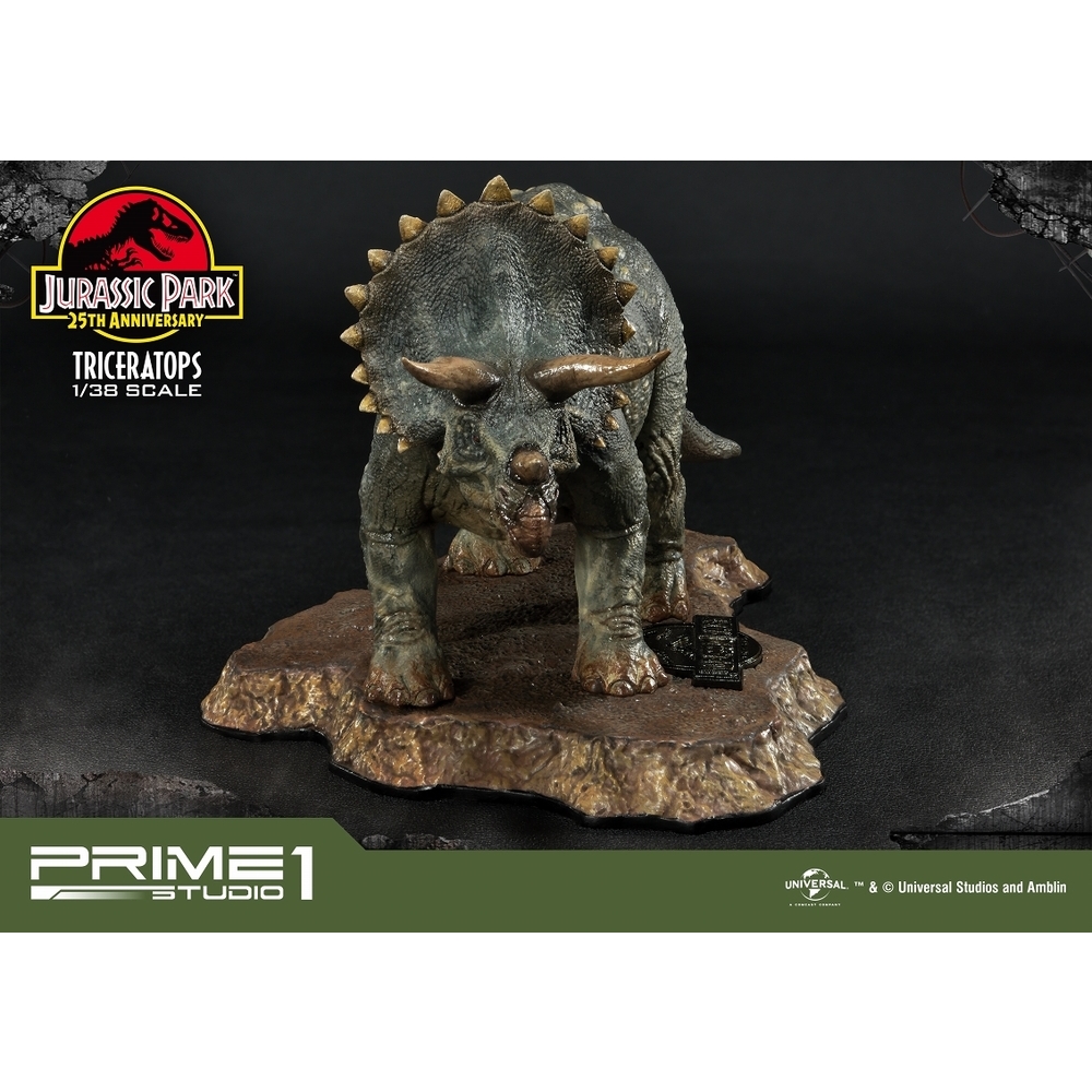 Prime Collectable Figure Triceratops Pvc Statue Pcfjp