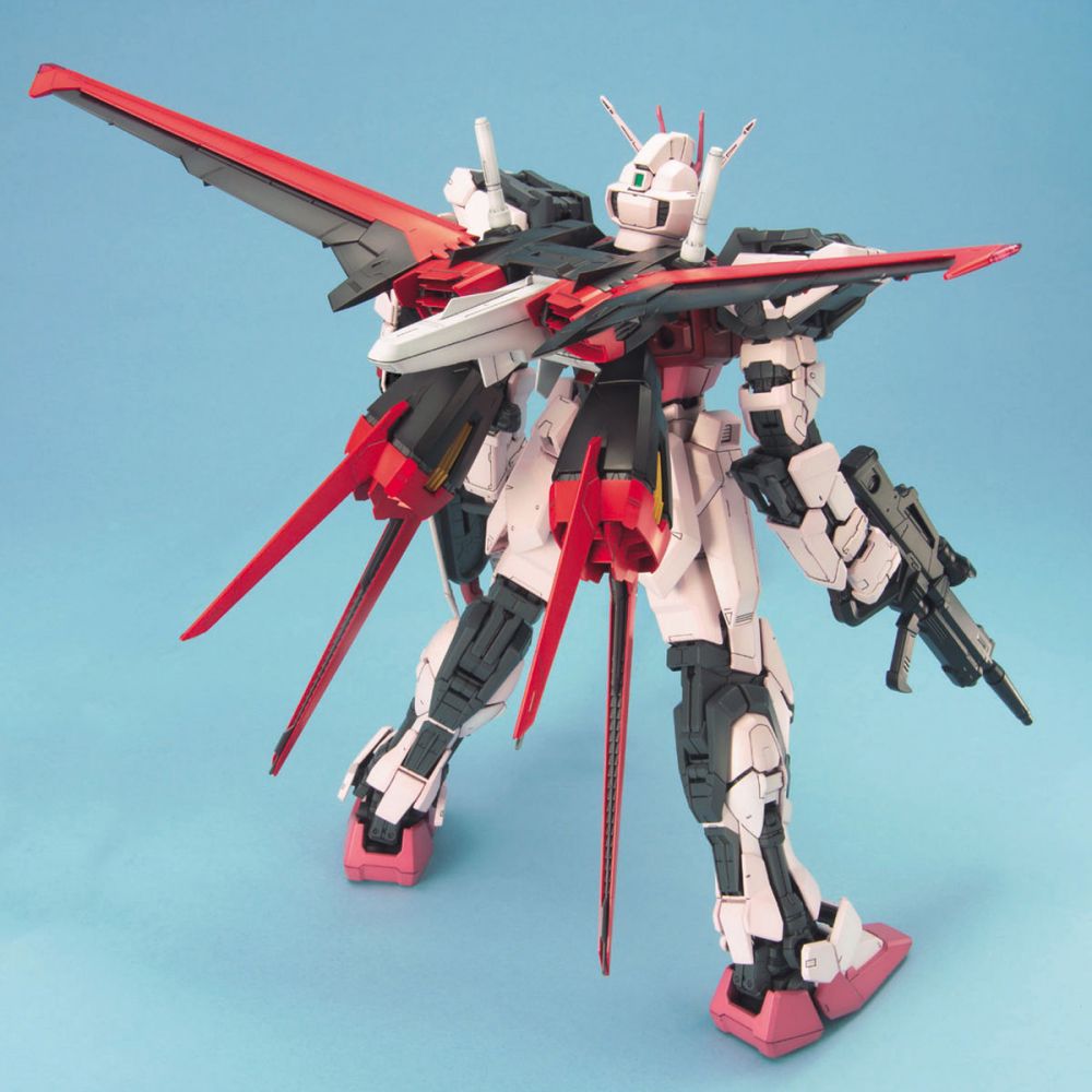 PG 1/60 嫣紅突擊高達+空中霸王 | PG 1/60 ストライクルージュ+スカイグラスパー | Figures | 組裝模型 ...
