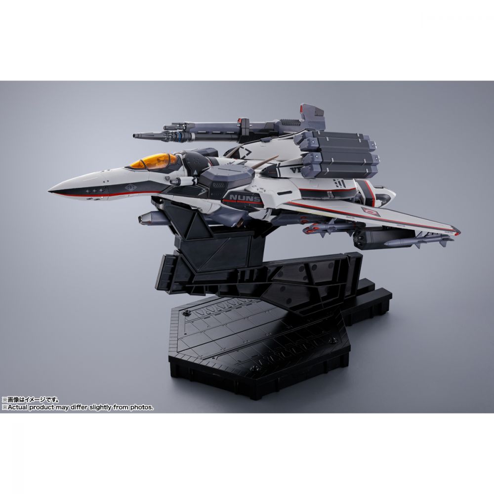 DX超合金 RVF-171EXナイトメアプラスEX(ルカ・アンジェローニ機) DX超